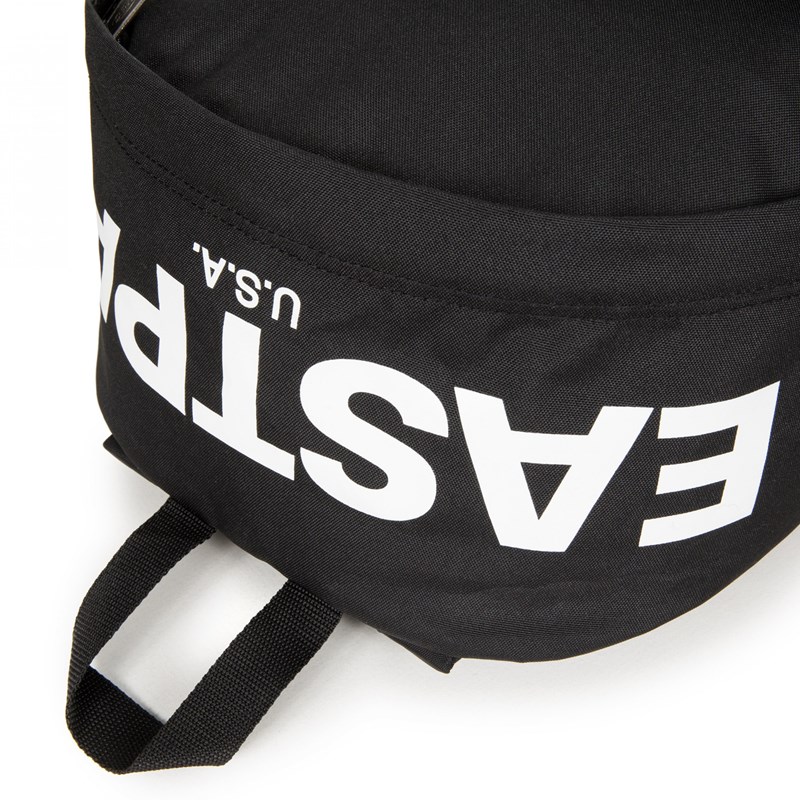 Eastpak Rygsæk Out Of Office Sort m/hvide bogstaver 6