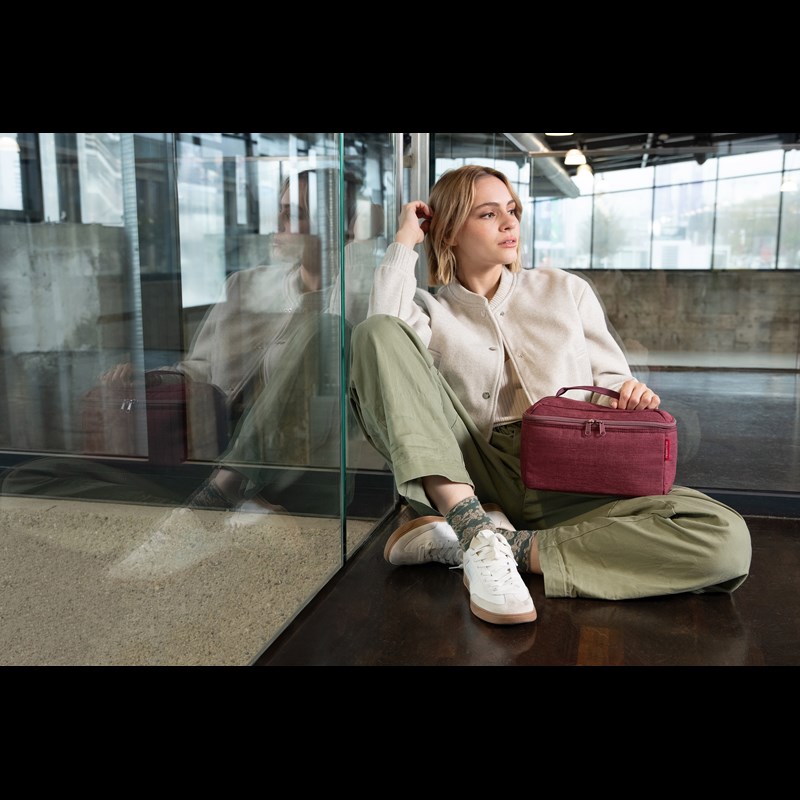 Reisenthel Beautycase Bränt röd 2