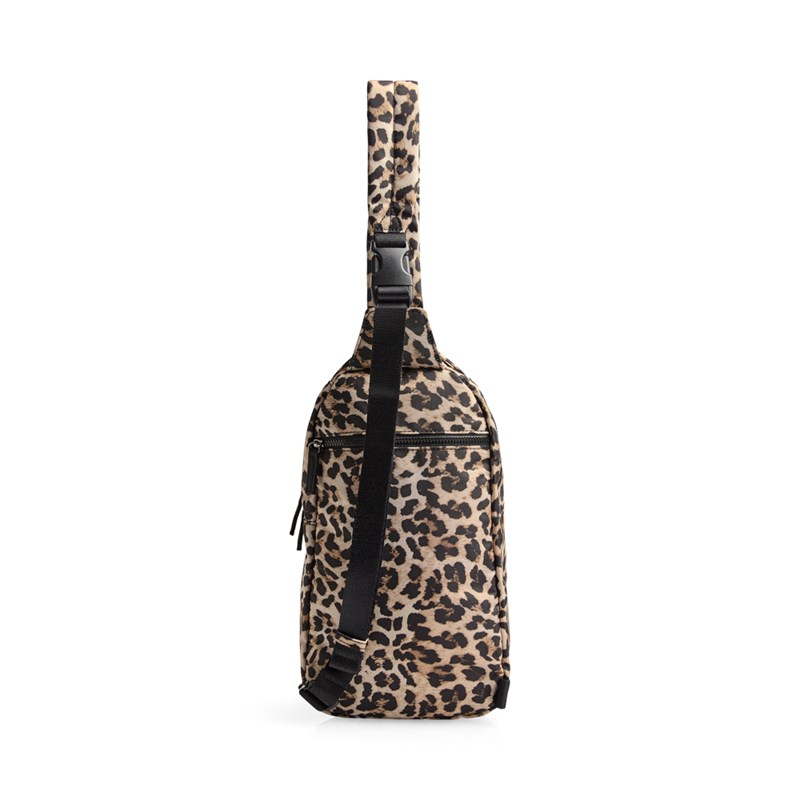 MARKBERG Sling Bag Trek Leopard 6
