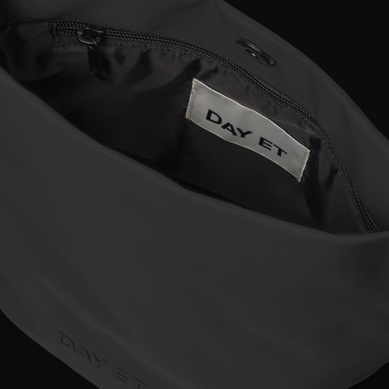 DAY ET Crossbody Day Tonal Tall S Svart 3