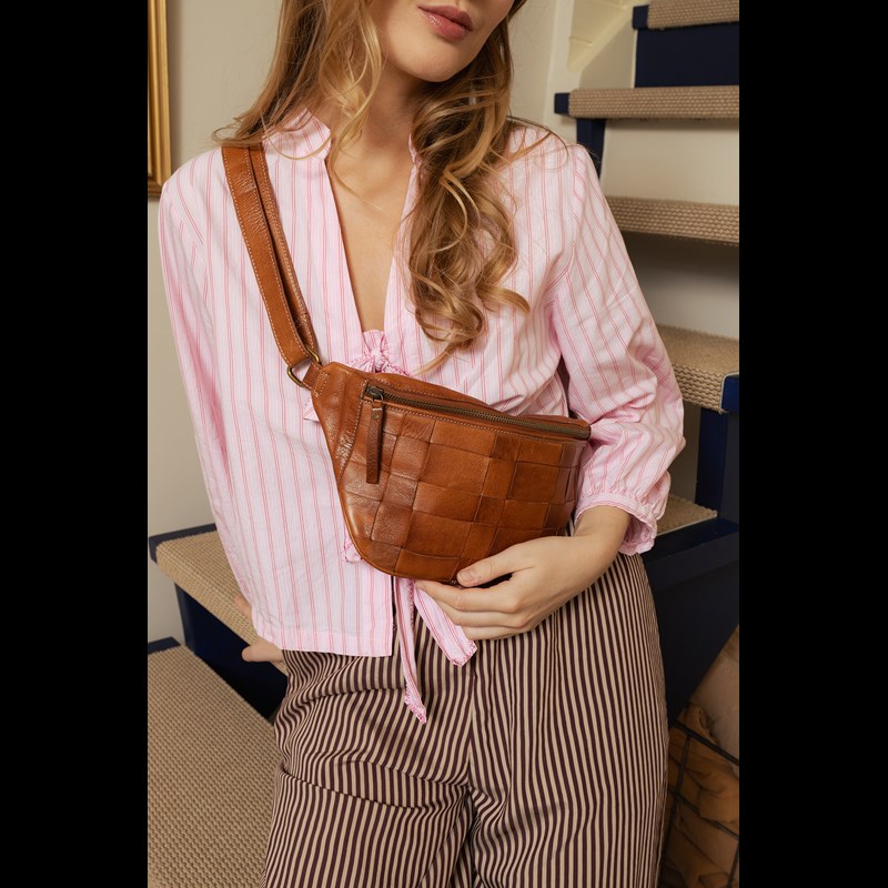 RE:DESIGNED Midjeväska Noor Bumbag Brun 2