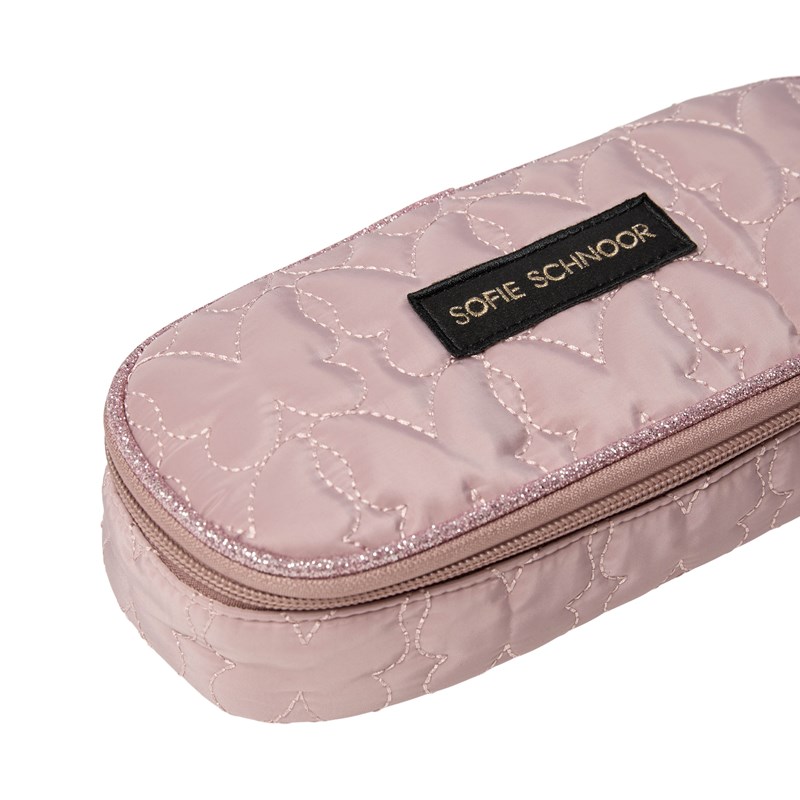 Sofie Schnoor Pennfodral SagaKB Rosa 3