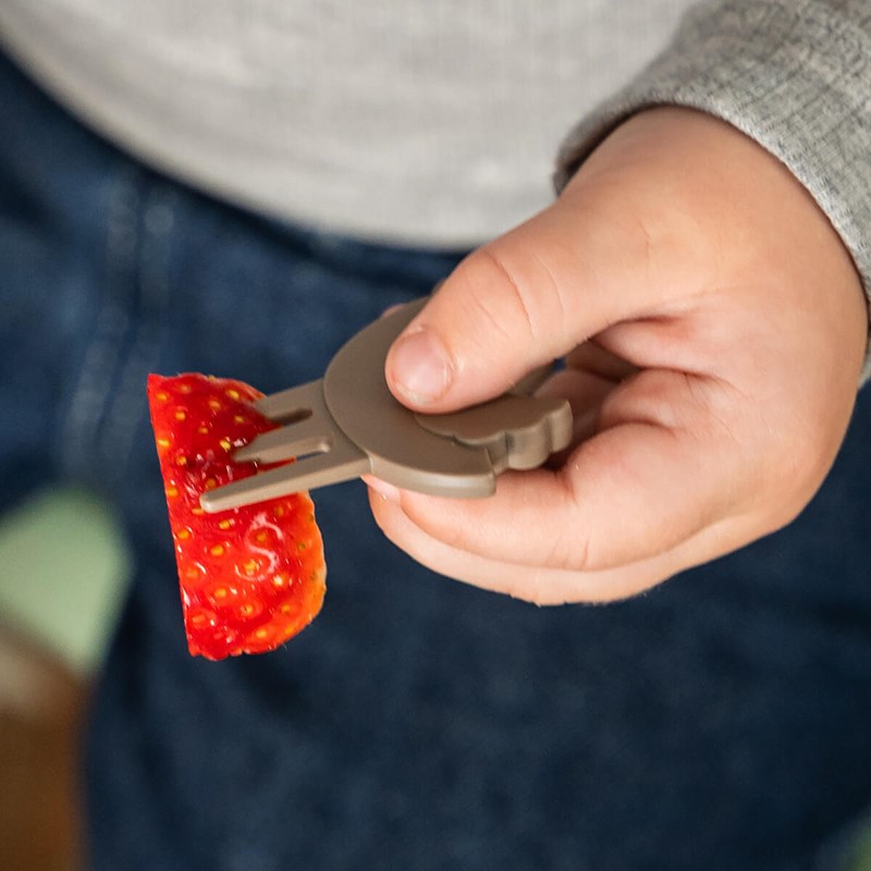 Done By Deer Madkasse Tiny trails Sand 8