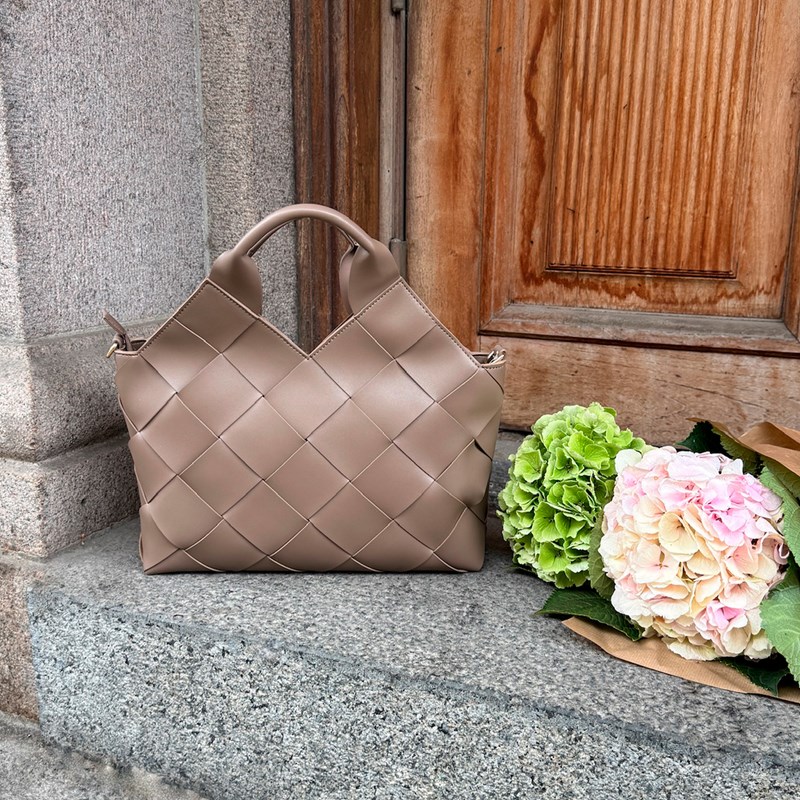 PITAYA Axelväska Marly XL Taupe 13" 5