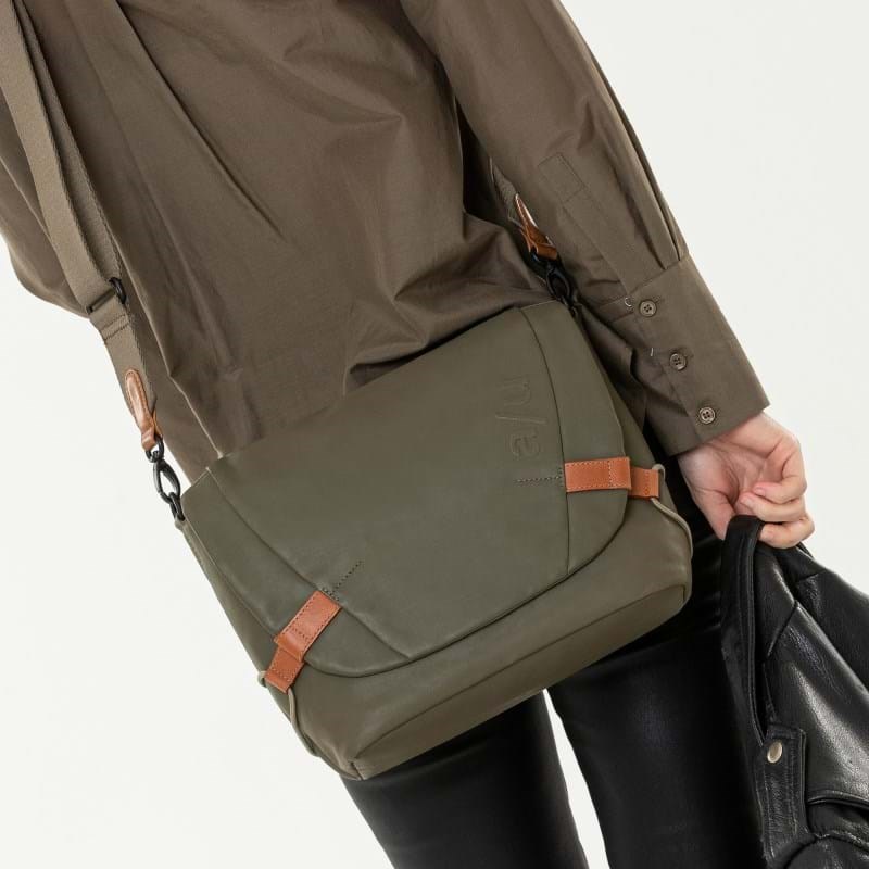 Aunts & Uncles Crossbody Sendai  Army Grøn 10" 6