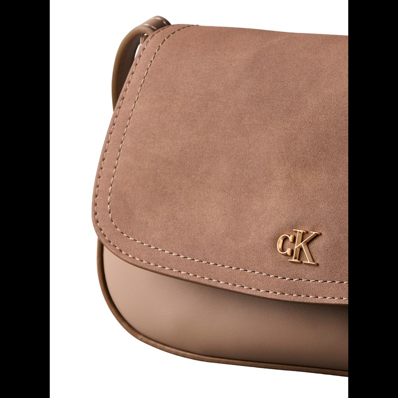 Calvin Klein Skuldertaske Sueded Hardware Brun 5