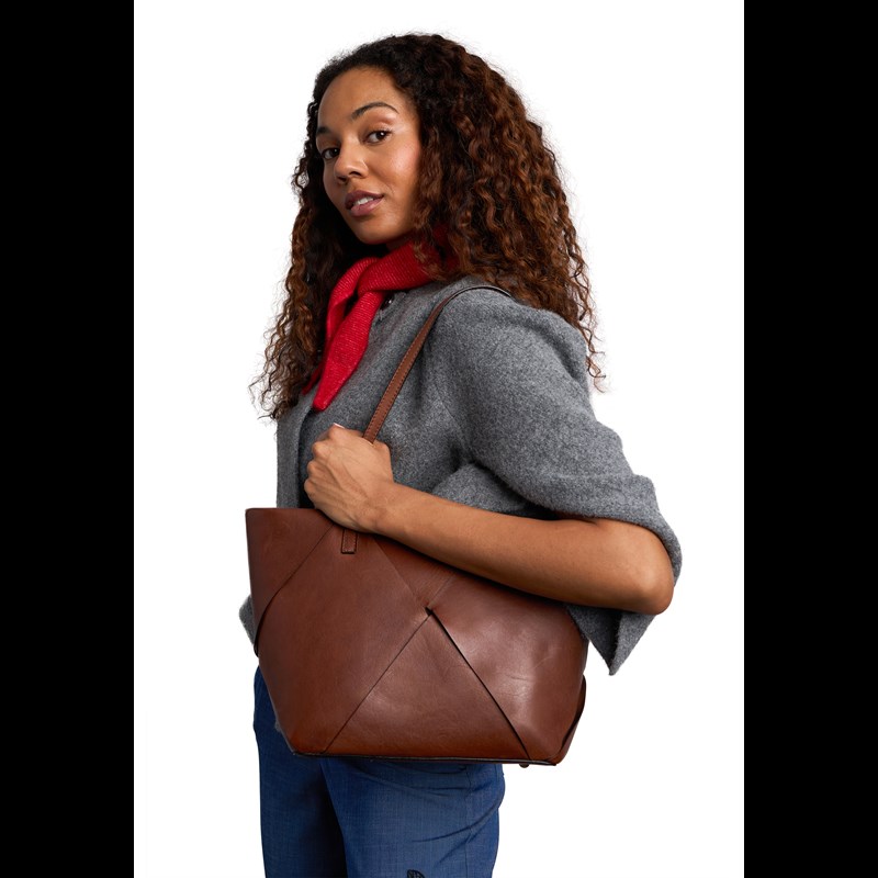RE:DESIGNED Skuldertaske Olia Big Brun 2