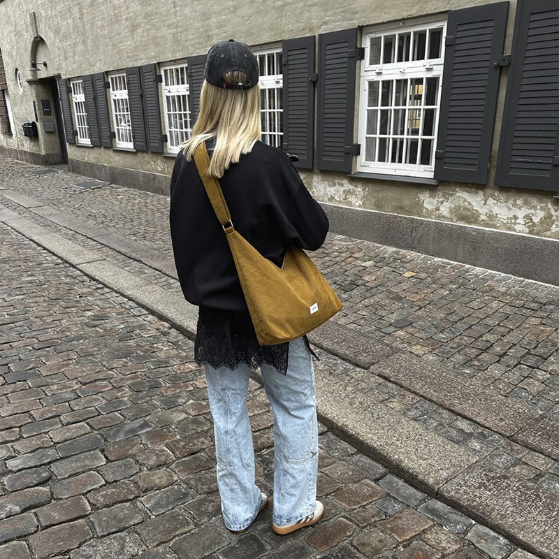 Conmé Skuldertaske Nanna Cognac 2