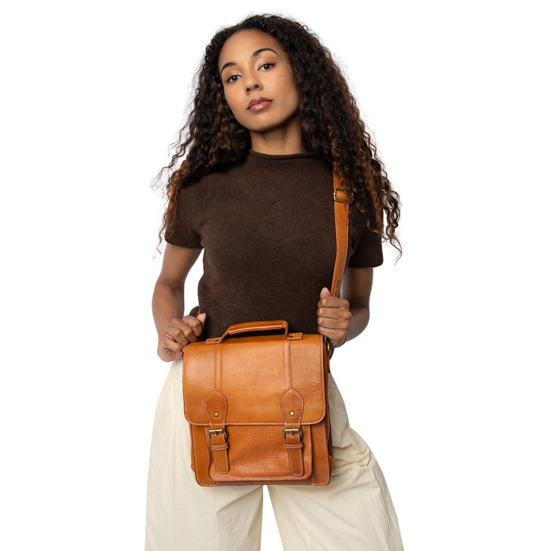 RE:DESIGNED Crossbody Melia Medium Konjak 2