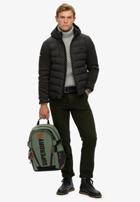 Superdry Ryggsäck Tarp   Khaki