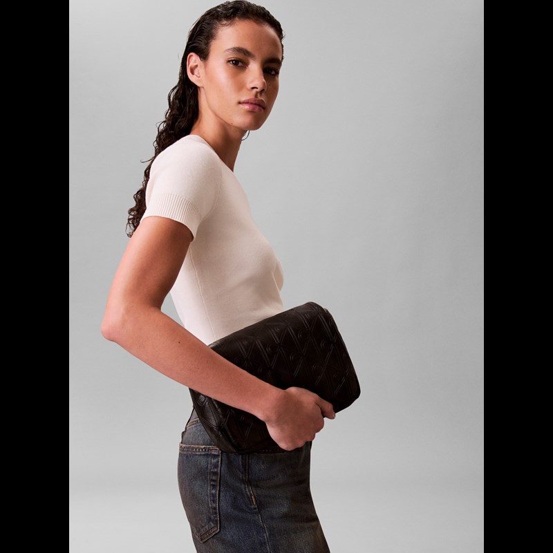 Calvin Klein Crossbody Puffer Emblem Sort 2