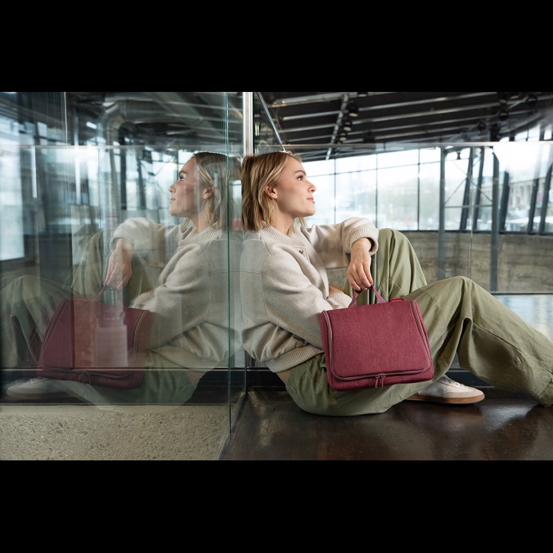 Reisenthel Necessär XL Bränt röd 2