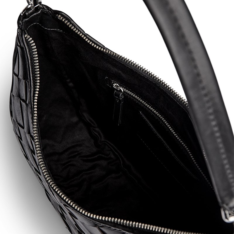 MARKBERG Axelväska Noviambg Woven Svart 4