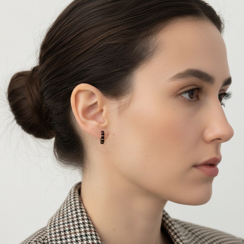 Conmé Øreringe Barcelona small Sort/Guld 2