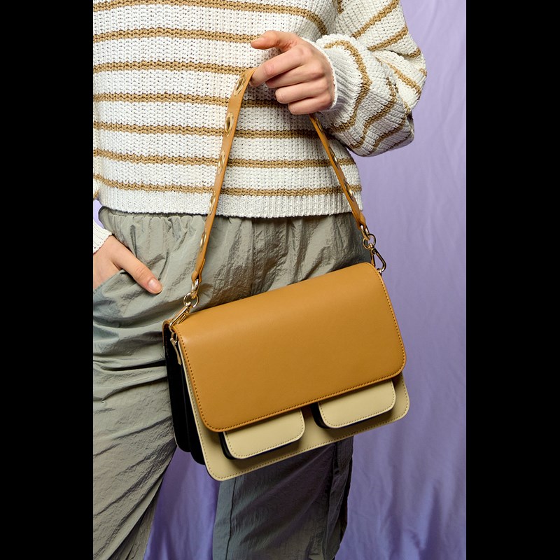 Noella Crossbody Isla Kamel 7