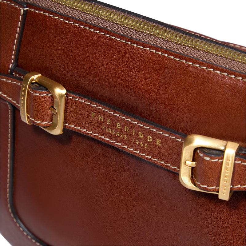 The Bridge Crossbody Gaia Camerabag Brun 5