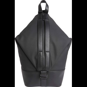 Calvin Klein Sling bag Teknisk Sensuel  13" Svart