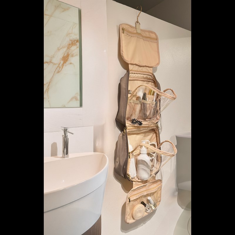 Aura Toilettaske Ibiza med ophæng Beige 11