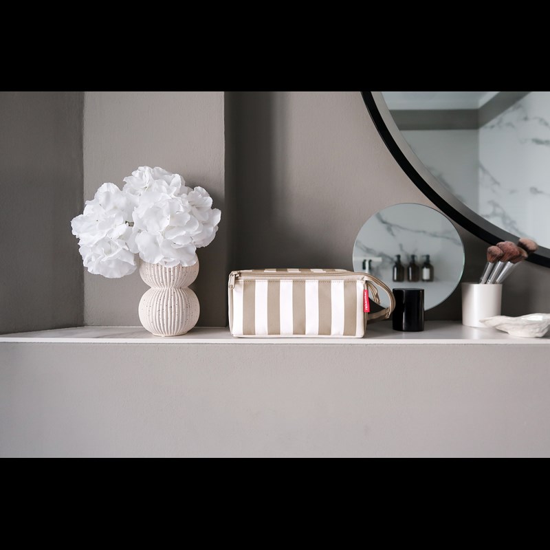 Reisenthel Necessär Fold Case Randig 2