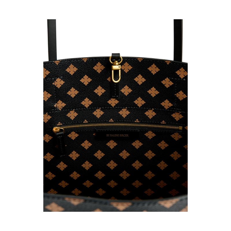 By Malene Birger Shopper Abigail Brun 3