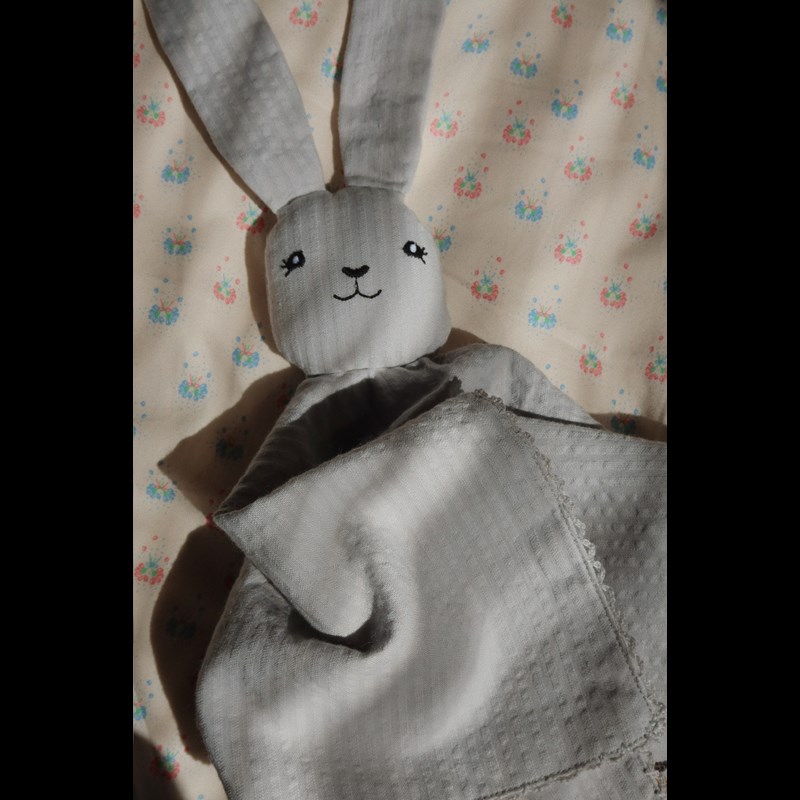 Konges Sløjd Nusseklud Rabbit Hvid 2