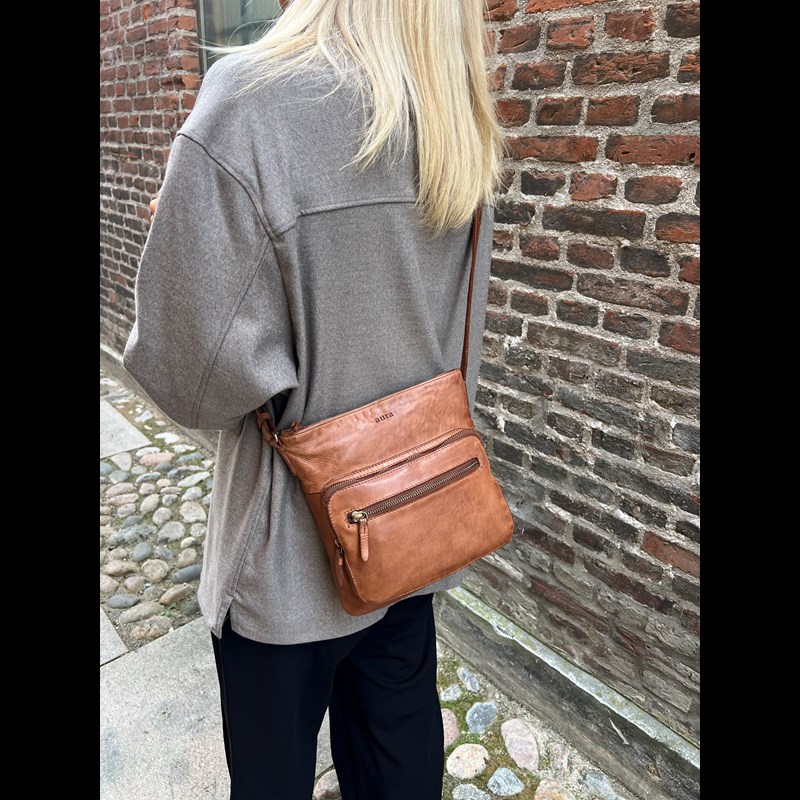 Aura Crossbody Havanna Konjak 2