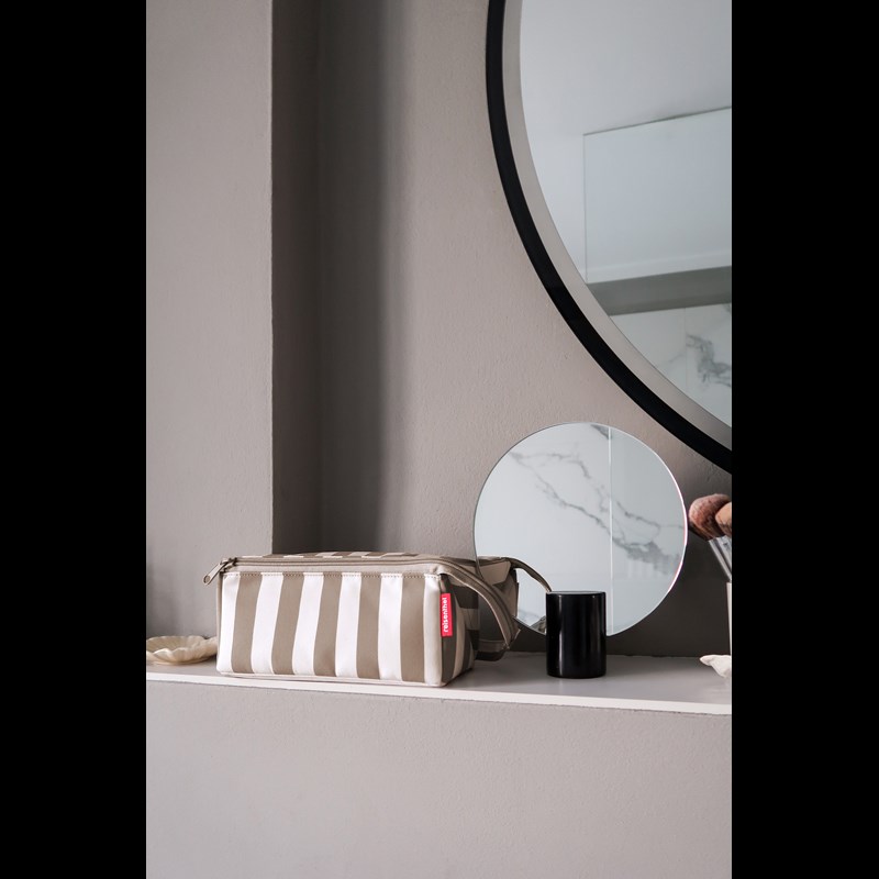 Reisenthel Necessär Fold Case Randig 5