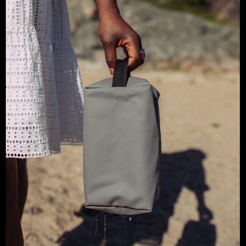 Beckmann Necessär Street Armégrön 2