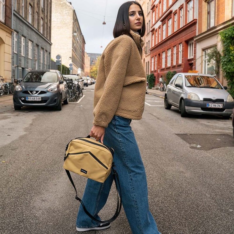 Kintobe Crossbody Camille Sand 7