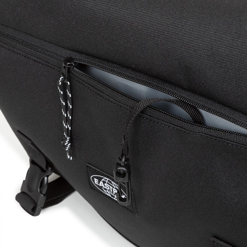 Eastpak  Axelväskor Courier Pro Svart 16" 6