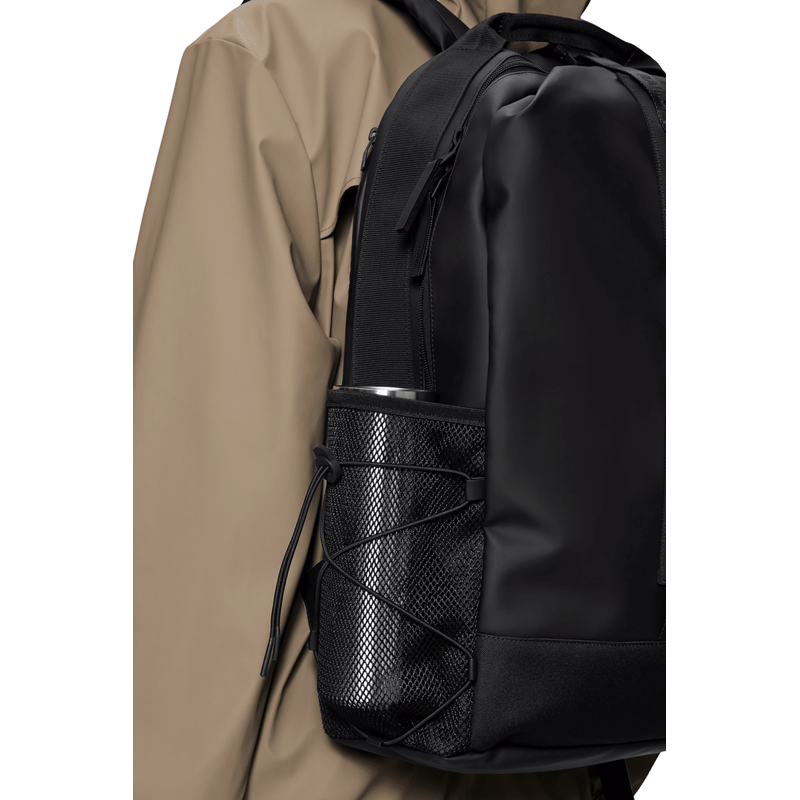 RAINS Ryggsäck Trail Clip Front W3 Svart 16" 5