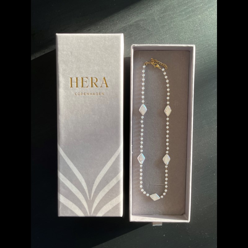 HERA Halskæde Harmony Hvid 2