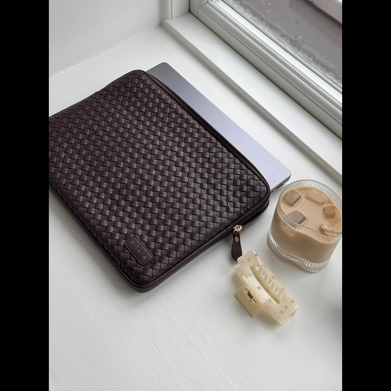 PITAYA Computer Sleeve Charlotte M. Brun 13" 6