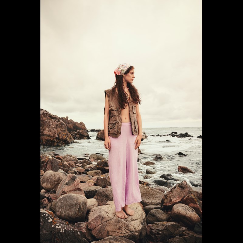 Maanesten Tørklæde Alina Garden Magic Koral 3