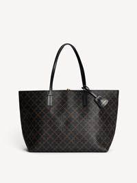 By Malene Birger Shopper Abigail Brun 1