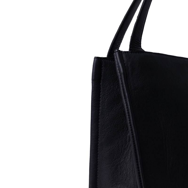 RE:DESIGNED Skuldertaske Aro Small Sort 4