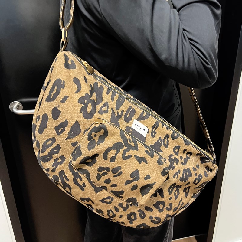 Conmé Bæltetaske Ella XL Leopard 6