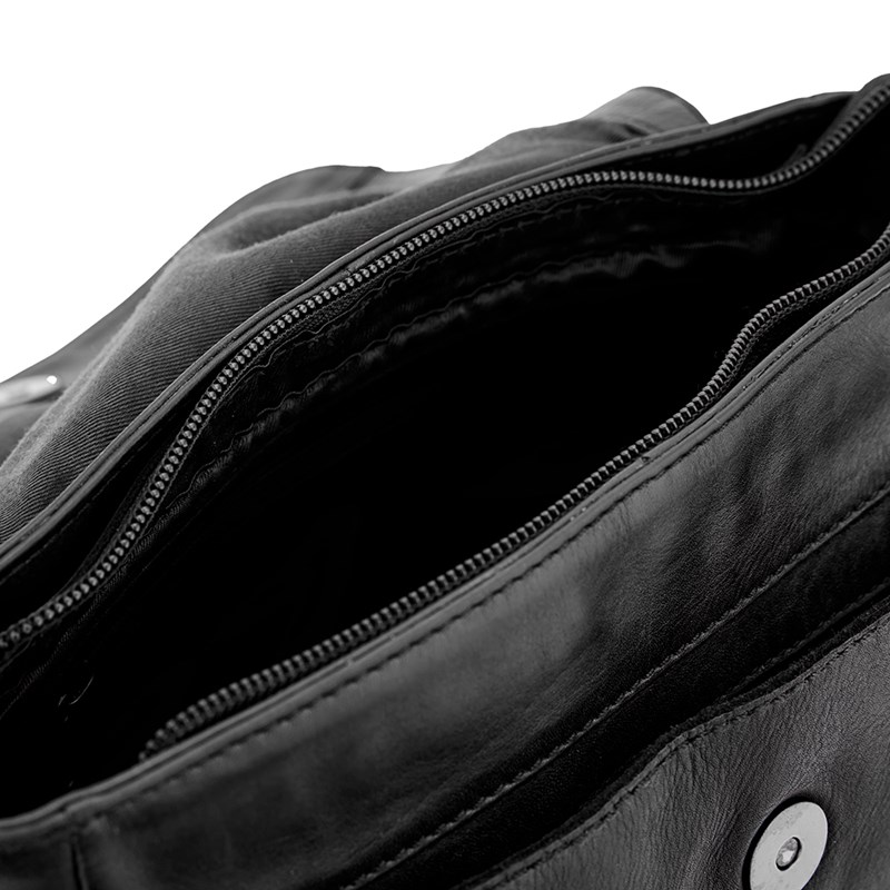 Pia Ries Crossbody Mare  Svart 7