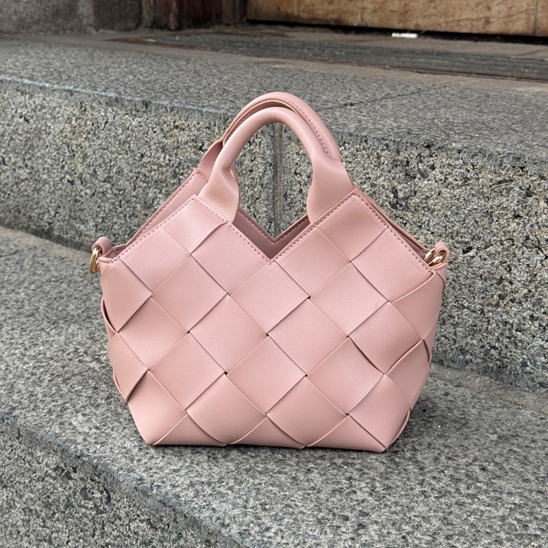 PITAYA Handväska Marly Small Rosa matt 3