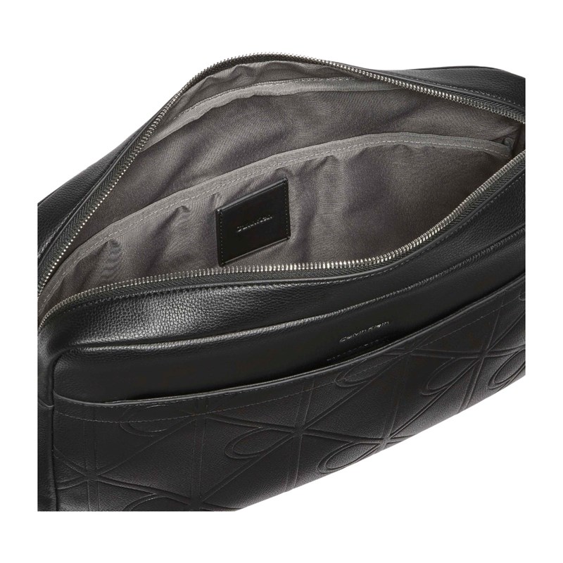 Calvin Klein Datorväska Embossed Emblem Svart 13" 2