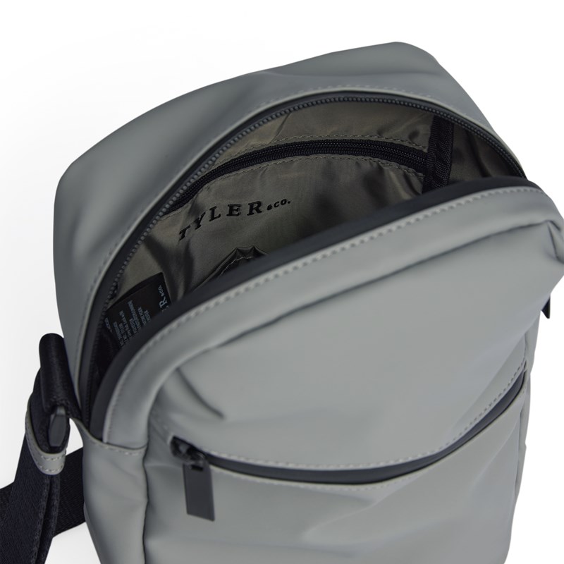 Tyler & Co Crossbody Leeds Lysegrå 6