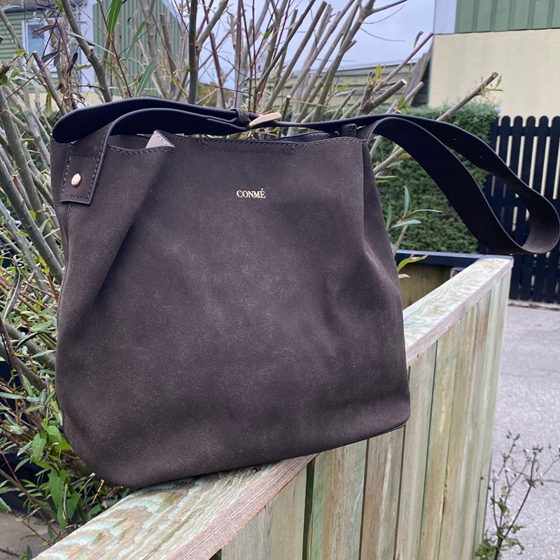 Conmé Skuldertaske Konny Suede Brun 2
