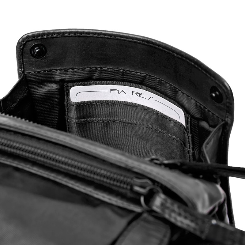Pia Ries Crossbody Svart 6