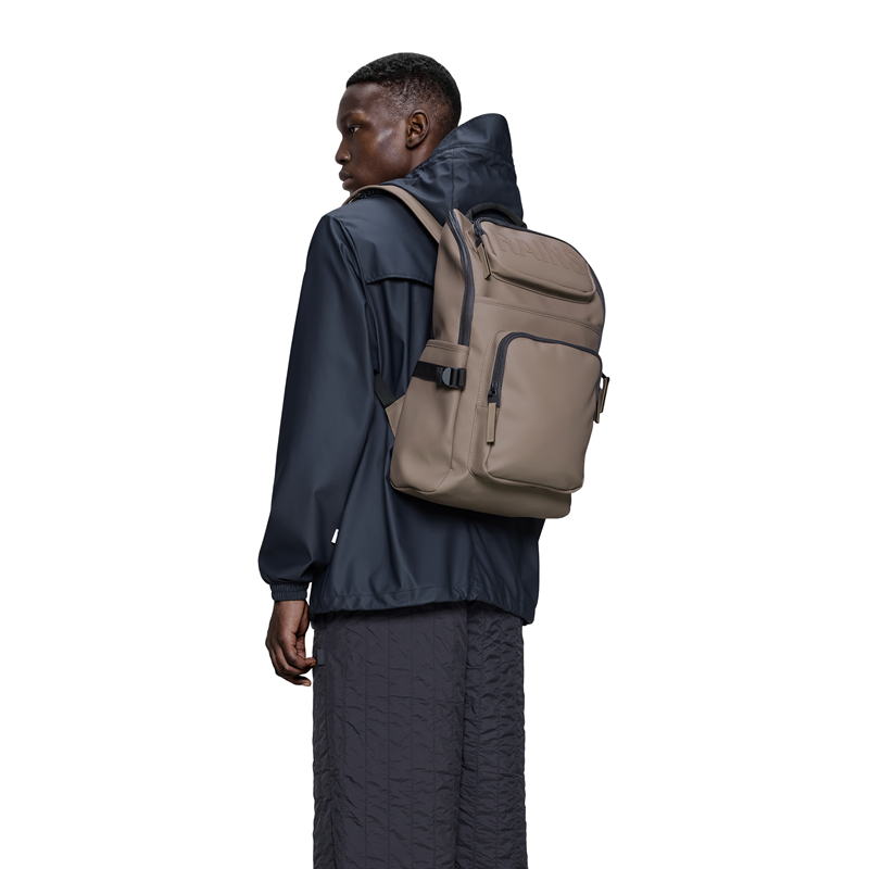 RAINS Ryggsäck Texel Cargo W3 Nougat 16" 5