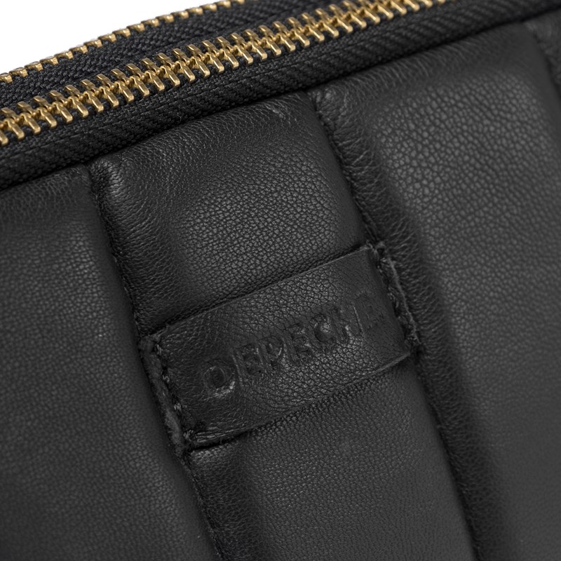 Depeche Clutch Sort 4