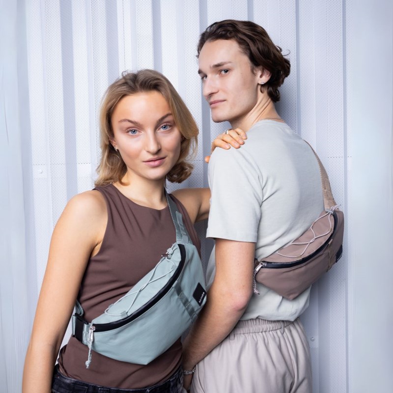 Kintobe Midjeväska Blaze Taupe 8
