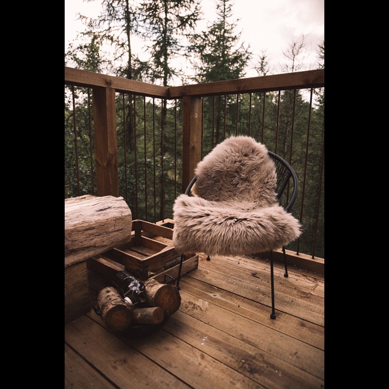 NATURES Collection Skindtæppe Taupe 2