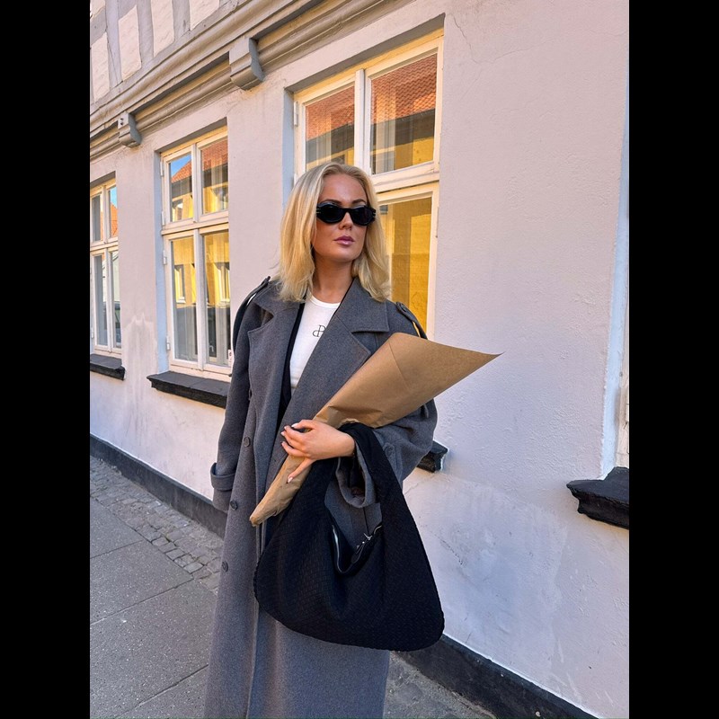 PITAYA Skuldertaske Charlotte Sort 13" 2