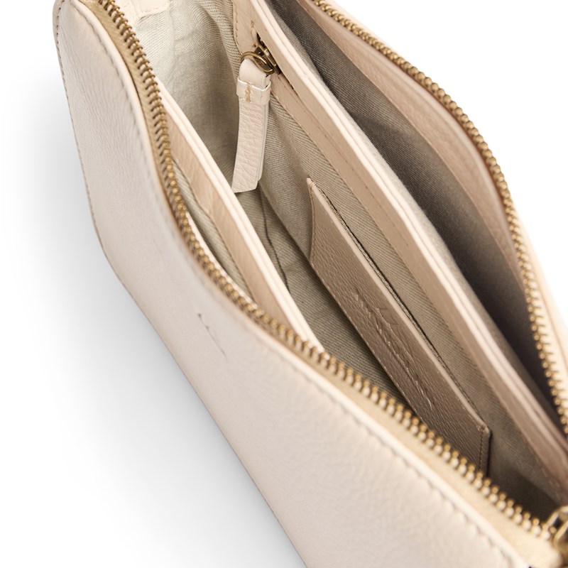 MARKBERG Crossbody Case Grain Creme 4