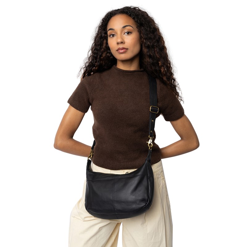 RE:DESIGNED Crossbody Mivi Small Svart 2